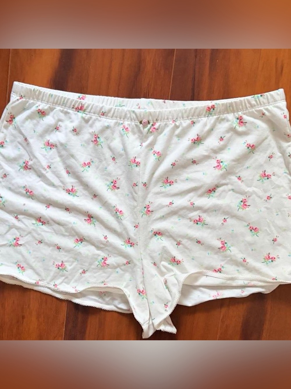 NWT wild fable White Boyshorts with Pink Floral Print